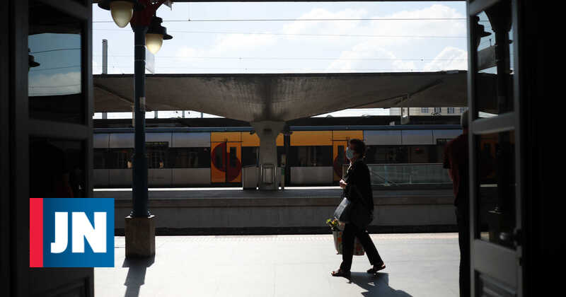 Greve afeta comboios de longo curso e regionais, urbanos circulam