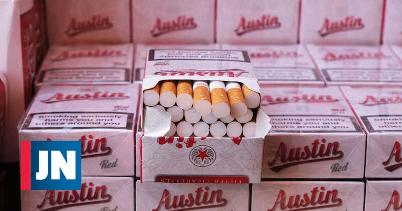 Maços de tabaco com selo castanho e imposto mais caro em 2022