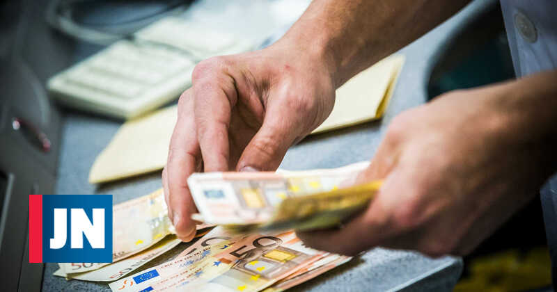 Consumidores endividaram-se em 16,6 milhões por dia