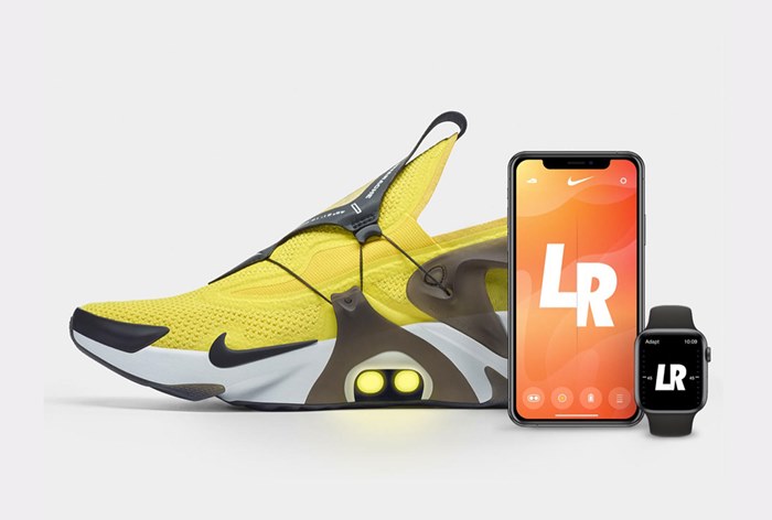 Nike представила кроссовки, зашнуровать которые можно с помощью голосового помощника