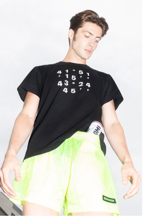 «Боржоми» выпустила коллекцию одежды в коллаборации с брендом Berhasm