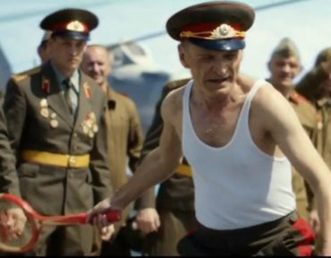 В рекламе матрасов Карибский кризис превратили в теннисный поединок