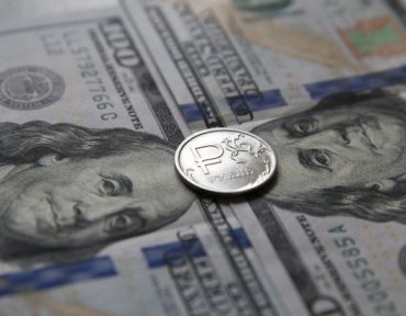 Экономист объяснил пользу деноминации рубля: доллар будет стоить 60-70 копеек