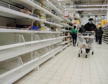 В российских магазинах начался дефицит