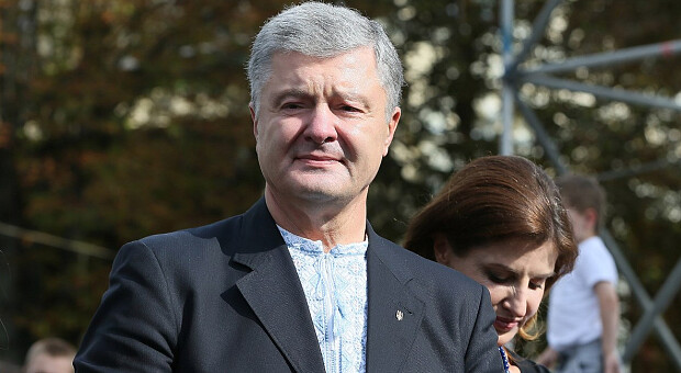 Повернення Порошенка, стрибок Маска та зростання статків мільярдерів: топ змін у рейтингу Forbes за рік