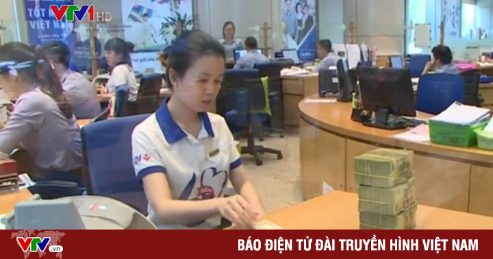 Tăng trưởng tín dụng bắt đầu giảm tốc