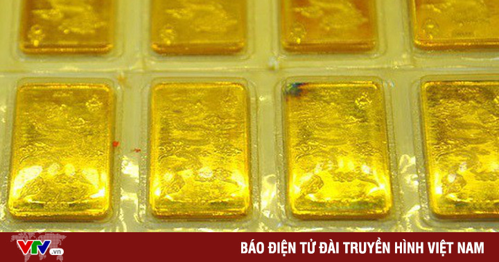 Giá vàng giảm mạnh | VTV.VN