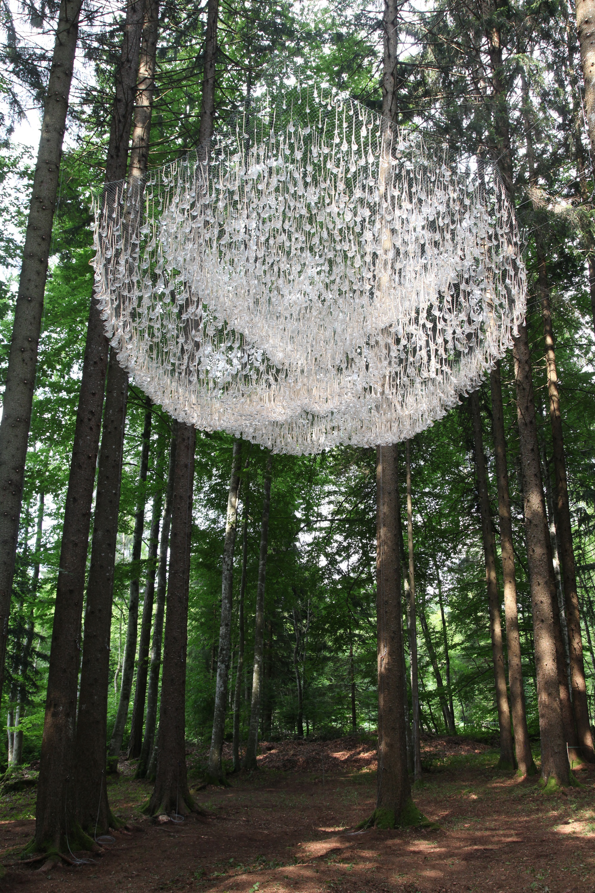 Rainwater Collecting Installation by John Grade Dazzles Like an Outdoor Chandelier