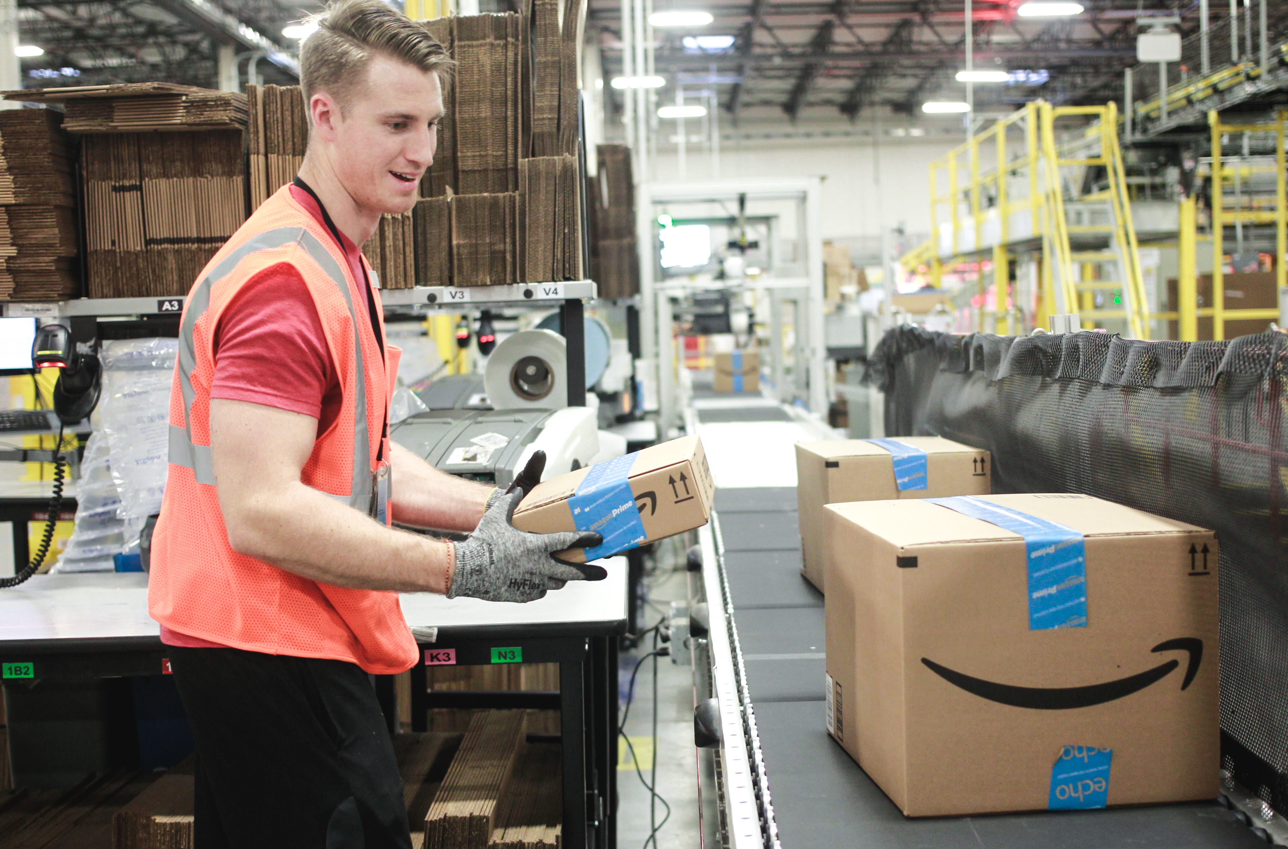 Amazon 'ambassadors' program pays workers to be positive on Twitter
