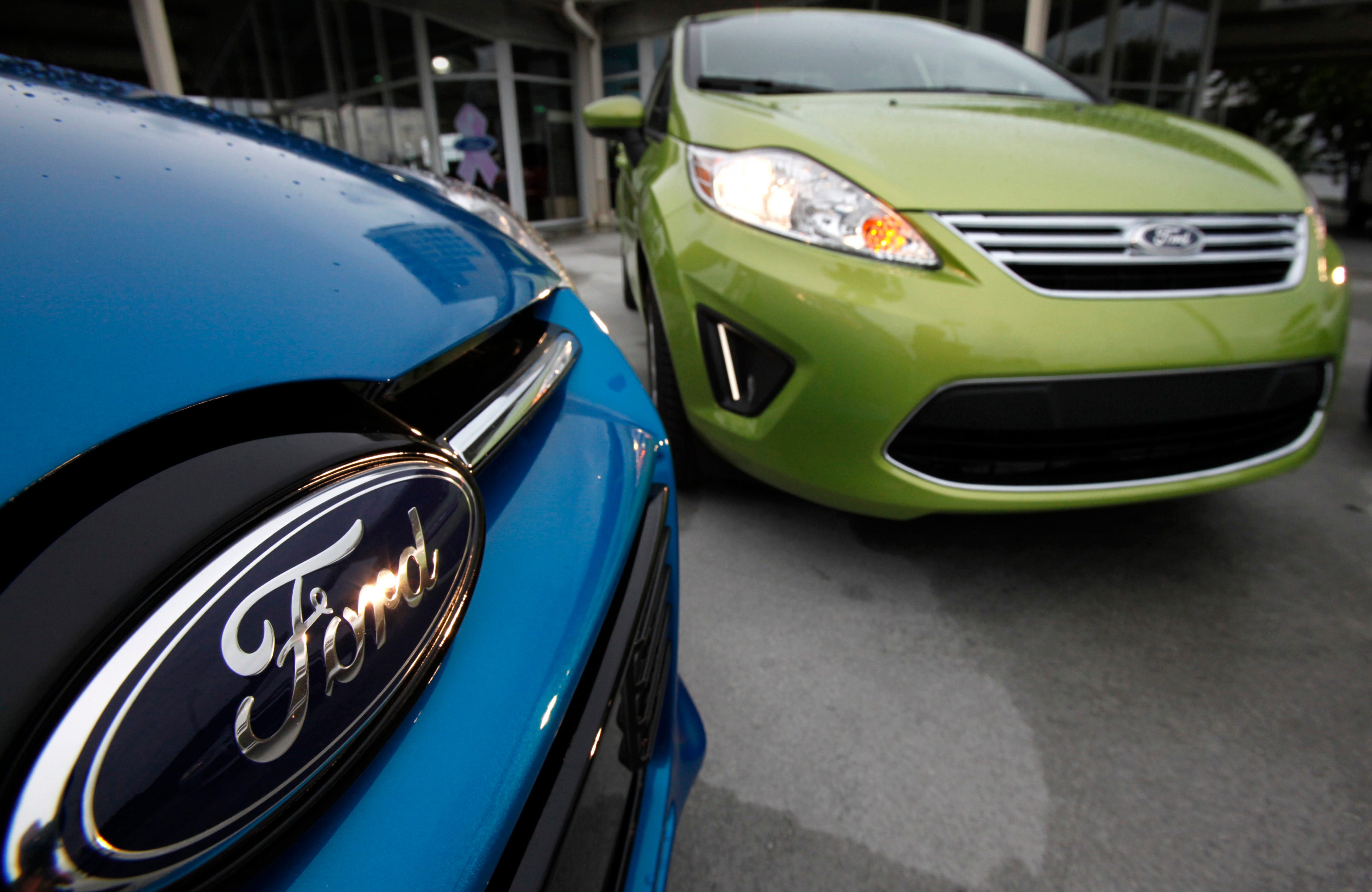 Ford extends warranty on Focus, Fiesta; will reimburse customers