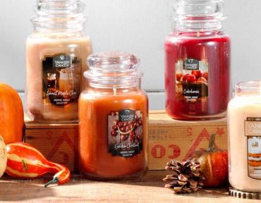 There’s an amazing sale happening at Yankee Candle right now—and it's just in time for fall