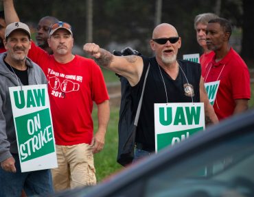 UAW workers won't see strike pay right away