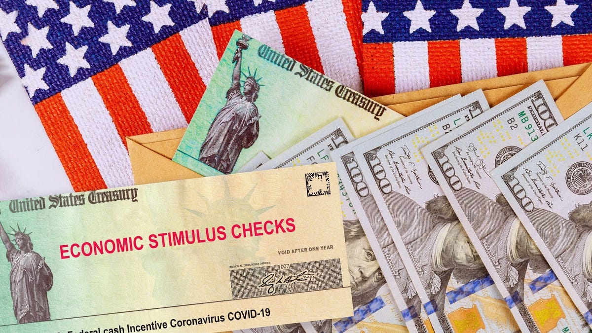 COVID-19 relief package: No stimulus checks, but it offers an extra $300 in federal unemployment benefits