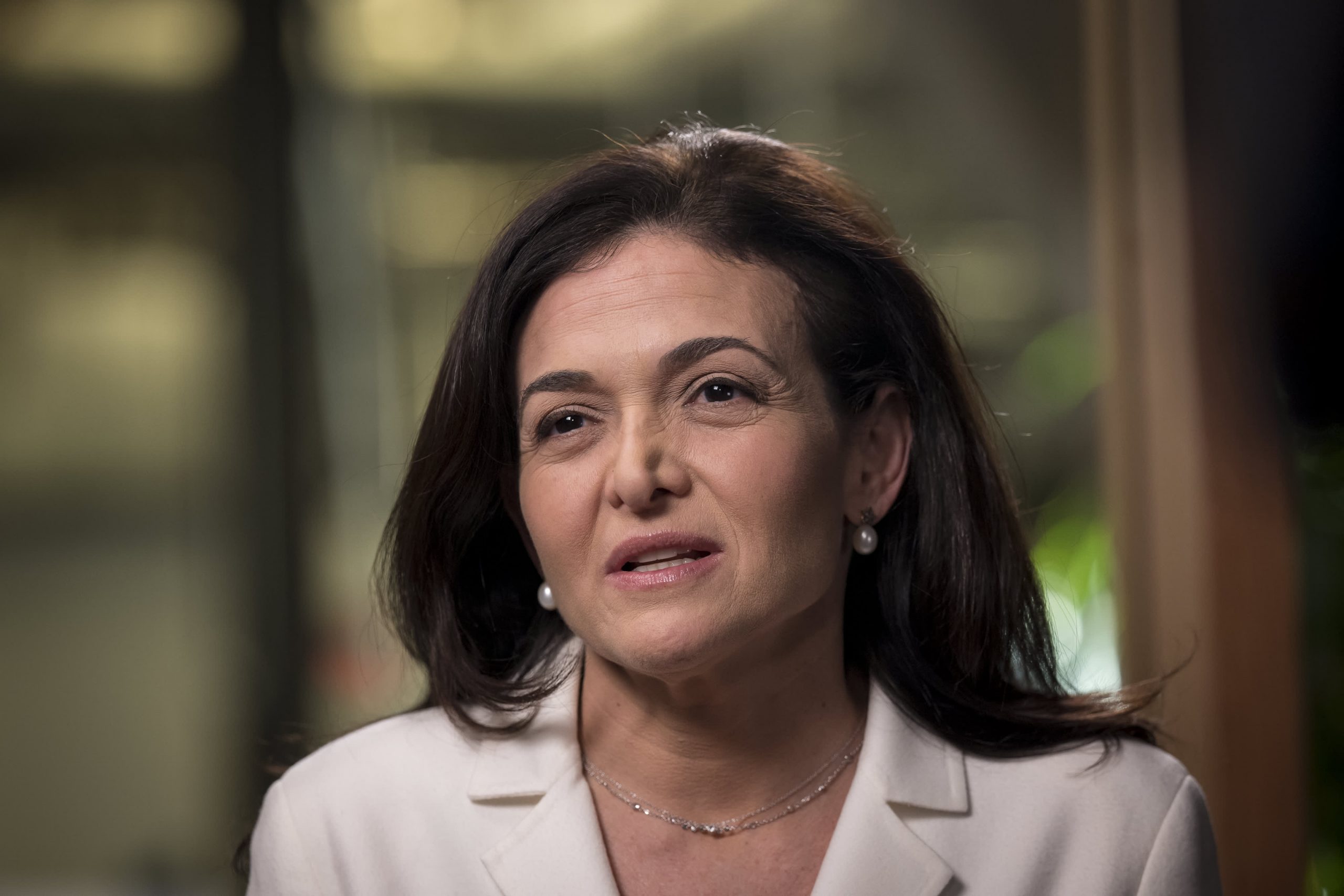 Facebook's Sandberg says government shouldn't approve mergers and revoke them later