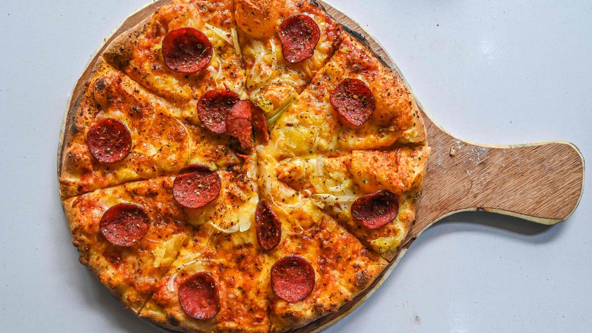 National Pizza Day 2021: Get deals Tuesday and earn free pizza with Domino's, Pizza Hut rewards programs