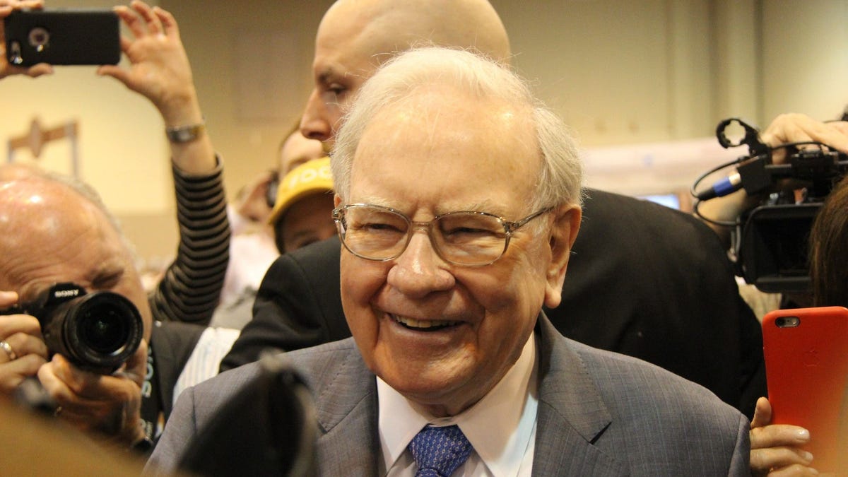 Warren Buffett: Retirees 'face a bleak future' as fixed-income investments struggle