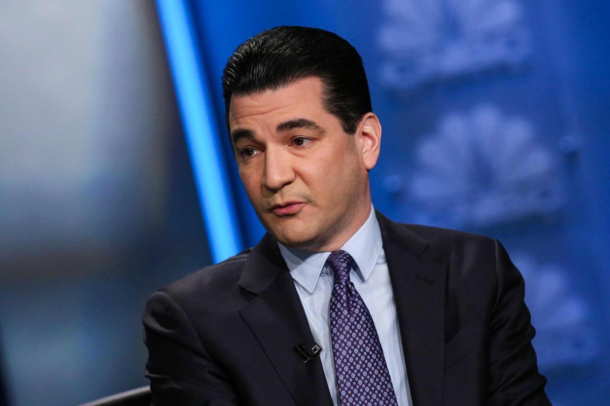 Dr. Scott Gottlieb urges social media platforms to curb Covid vaccine misinformation