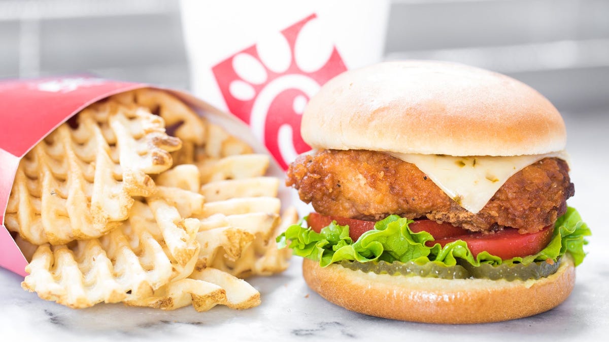 My pleasure: Chick-fil-A rated America's top fast-food restaurant, McDonald's ranked last