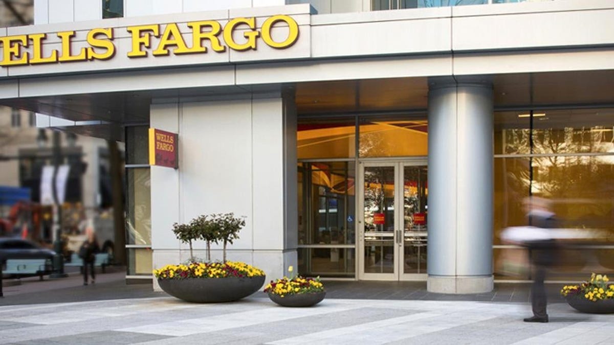 Wells Fargo to end all personal lines of credit: It could affect credit scores