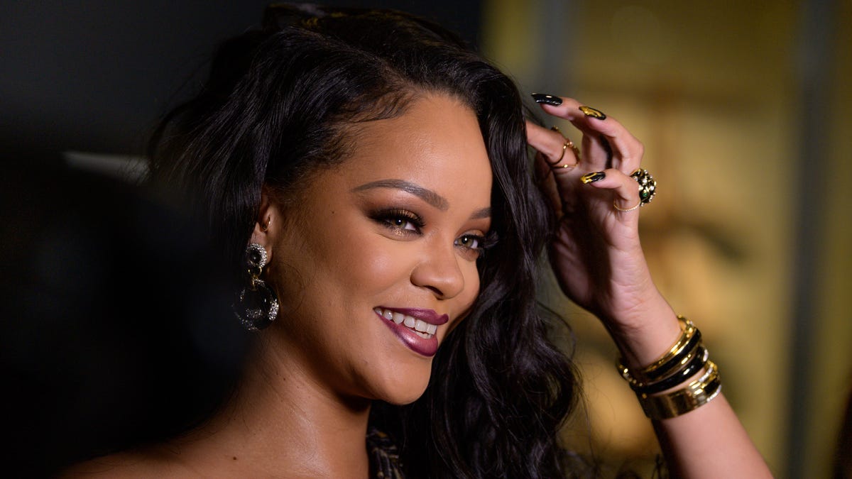 Rihanna officially becomes a billionaire: Forbes names her the 'richest female musician'